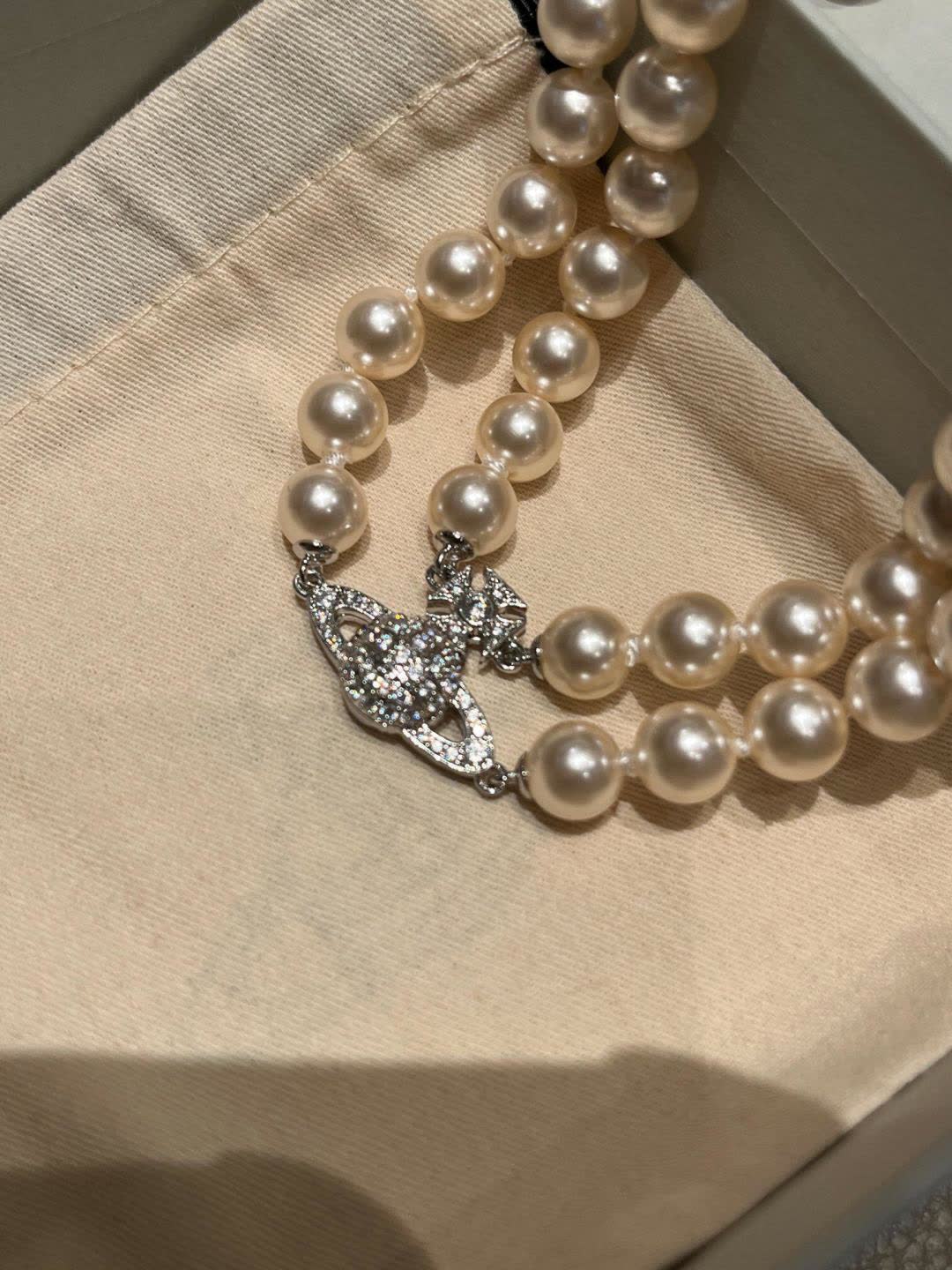 Vivienne Westwood Classic White Pearl Necklace with Diamond Clasp